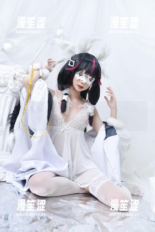 Poppa Chan Poppa Chan的便装版阿梅莉亚·华森,原图看起来跟我周四的打扮差不多。